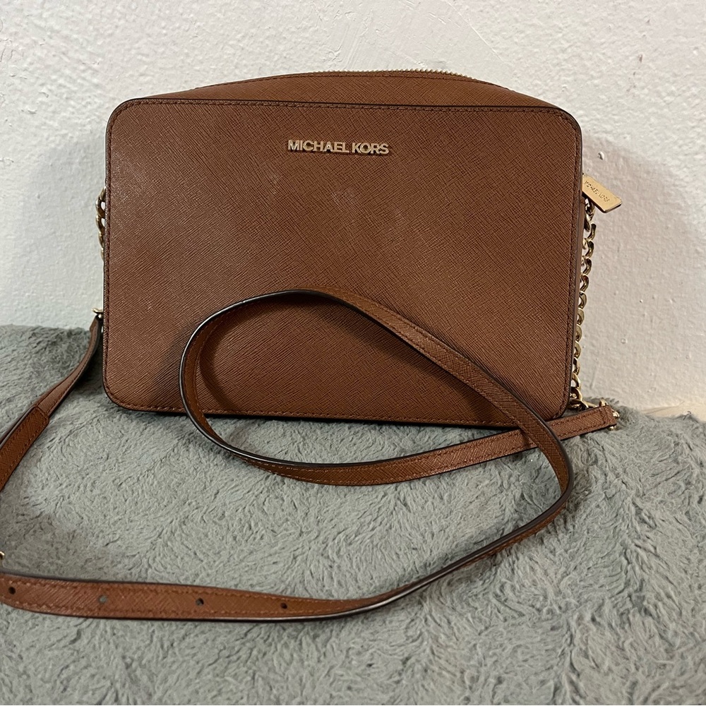 Small/medium crossbody
